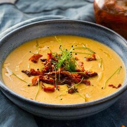 Суп из чечевицы с вялеными помидорами и бородинским хлебом, пошаговый рецепт с фото