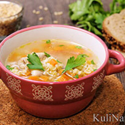 Суп с перловкой на курином бульоне