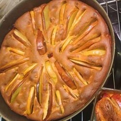 Как испечь творожную шарлотку. Сколько выпекать шарлотку в духовке. Температура и время выпекания шарлотки в духовке, на каком уровне и при каком режиме выпекать шарлотку.