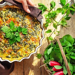 Весенний пирог со снытью