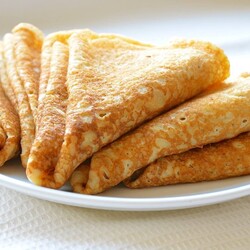 Блины на молоке: рецепт тонких блинов с дырочками