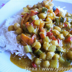 Нут с овощами в соусе карри по индийским мотивам. Рецепт с фото