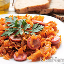 Капуста тушеная с сосиской рецепт с фото