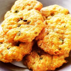 Печенье с сыром и шалфеем