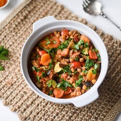 Веганский таджин из нута