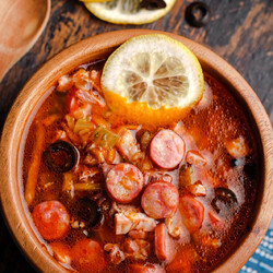 Солянка мясная