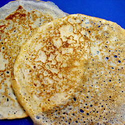 Блины тонкие на дрожжах рецепт с фото