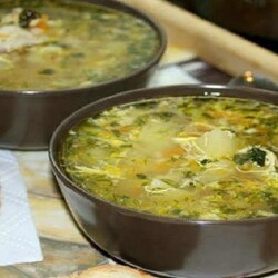 Быстрый куриный суп с яйцом. Из всех первых блюд это — мой фаворит!