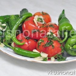 Малосольные помидоры в пакете