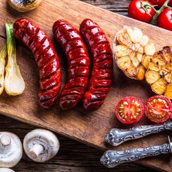 Блюда из сосисок: рецепты с фото