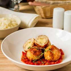 Куриные фрикадельки с моцареллой на Вкусном Блоге