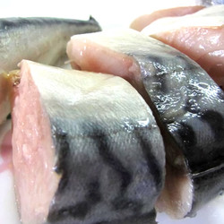 Скумбрия прямо из духовки: так вкусно приготовить может только папа