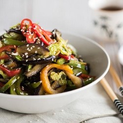 Баклажаны по-корейски на зиму быстрого приготовления и без стерилизации - рецепты салата, хе и жареных овощей