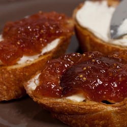 Почти богемные угощения за гроши: лучшие блюда уходящего лета с добавлением фиги