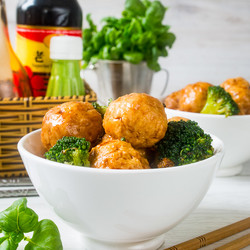 Куриные тефтели с брокколи в китайском стиле на Вкусном Блоге