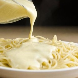 Сливочный соус для спагетти - рецепты с грибами, курицей, морепродуктами и сыром