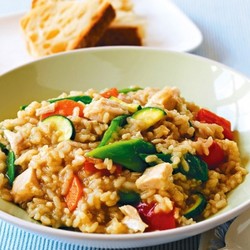 Ризотто с курицей и овощами