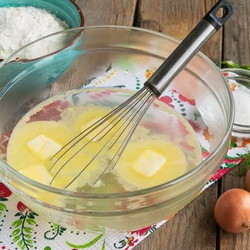 Жареные пирожки с картошкой и печенью