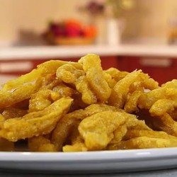 Луковые полукольца в кляре