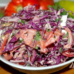 Салат из краснокочанной капусты с овощами - пошаговый рецепт с фото