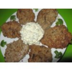 Гречневые оладьи с грибами и соусом