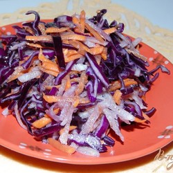 Салат из краснокочанной капусты с дайконом и морковью - пошаговый рецепт с фото