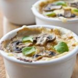 Как приготовить жульен из грибов с сосисками  - Жюльен (Жульен) от 1001 ЕДА