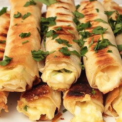 Идеальная закуска из лаваша: для пикника и не только - fav0ritka77.ru