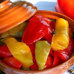 Маринованный сладкий перец: 8 ярких рецептов |