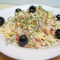 Cалат из морепродуктов морской коктейль