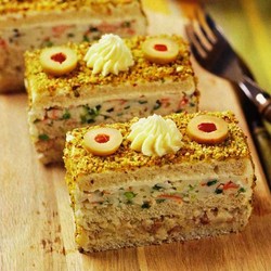 Вкусняшки: Закусочные пирожные из селёдки и крабовых палочек