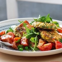 Салаты с консервированным тунцом - 21 рецепт | Подборка рецептов на koolinar.ru