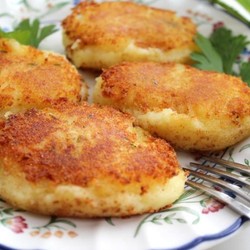 КАРТОФЕЛЬНЫЕ КОТЛЕТЫ С СЫРОМ. НЕВЕРОЯТНО АППЕТИТНО! - fav0ritka77.ru
