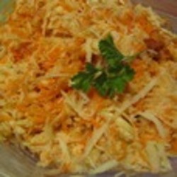 Салат "Пикантный" с сулугуни