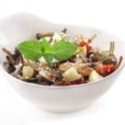 Тушеные овощи с морской капустой