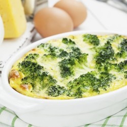 Запеканка из брокколи в духовке или в мультиварке - рецепты с курицей, сыром и яйцами