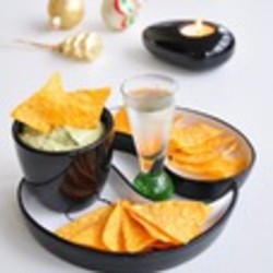 Крем из авокадо с печенью трески и каперсами