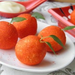 СЫРНЫЕ ШАРИКИ С ОЛИВКОЙ