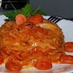 Рецепты вкусной тушеной капусты с сосиской