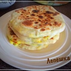 Картофельно-сырная лепешка за 45 минут - рецепт несладкой выпечки от Простоквашино