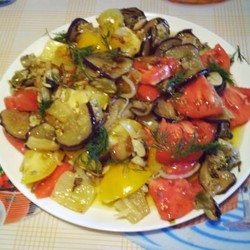 Салат с баклажанами и мидиями