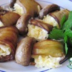 Закуска из баклажанов с грибами и сыром
