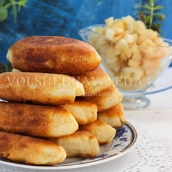 Пирожки с яблоками жареные на сковороде