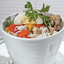 Салат из мидий с рисом