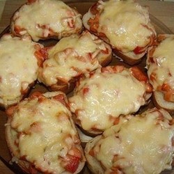 7 рецептов вкуснейших горячих бутербродов - fav0ritka77.ru