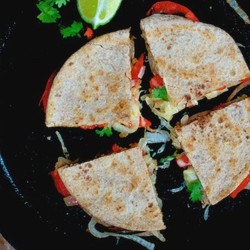 Лепешки с овощной начинкой