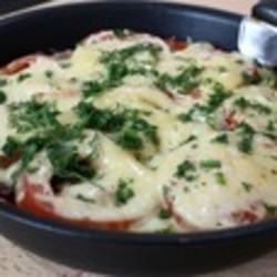 Пицца на сковороде без майонеза