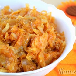 Тушеная  капуста с курицей