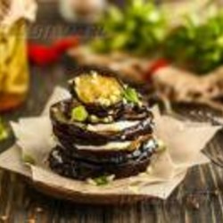 Как пожарить баклажаны на сковороде очень быстро и вкусно