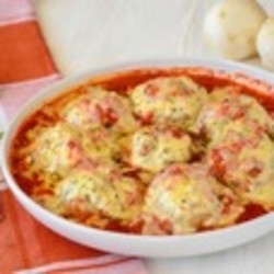 Шампиньоны, фаршированные фетой